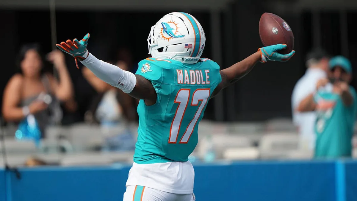Jaylen Waddle